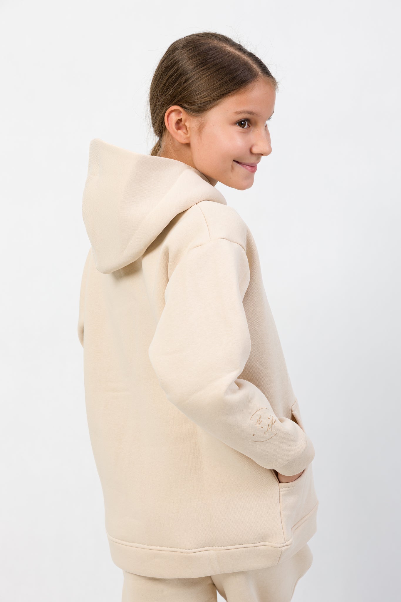 MINI SIGNATURE Beige – dievčenská oversize mikina